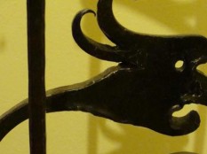 Krbové nářadí,detail stojanu