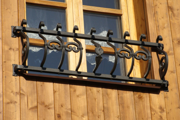 Zábrany na květinové truhlíky